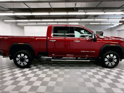 Used 2024 GMC Sierra 3500 Denali w/ Denali Reserve Package AWD/4WD image 15