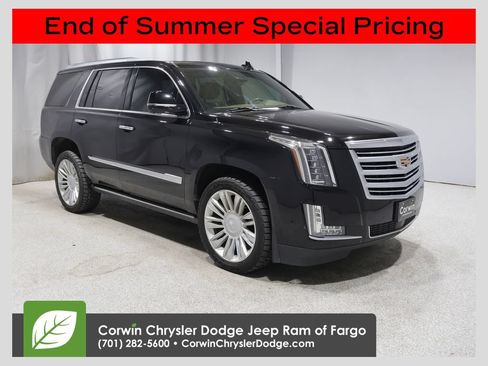 Used 2020 Cadillac Escalade Platinum AWD/4WD image 1