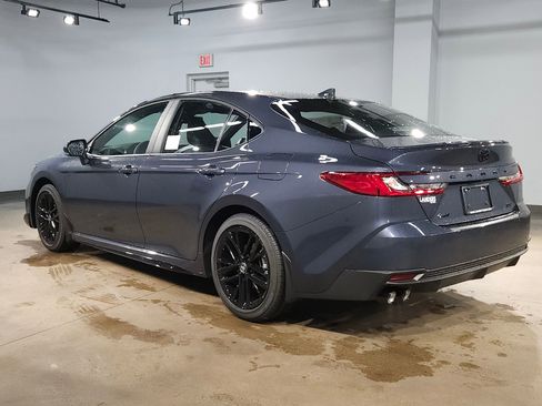 New 2026 Toyota Camry SE FWD image 5