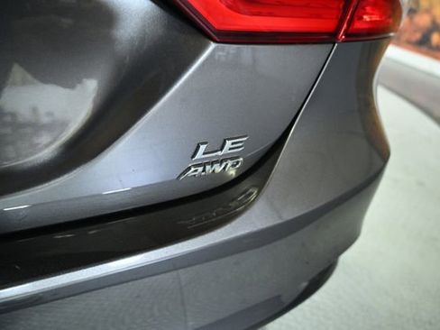 Used 2022 Toyota Camry LE image 15