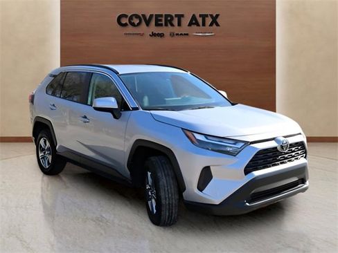 Used 2024 Toyota RAV4 XLE image 7