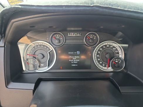 Used 2013 RAM 1500 Laramie w/ Convenience Group image 18