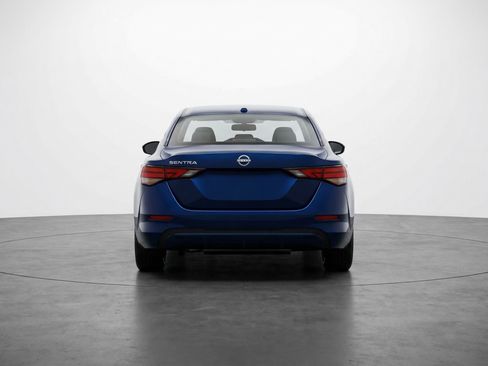 Used 2025 Nissan Sentra SV image 7