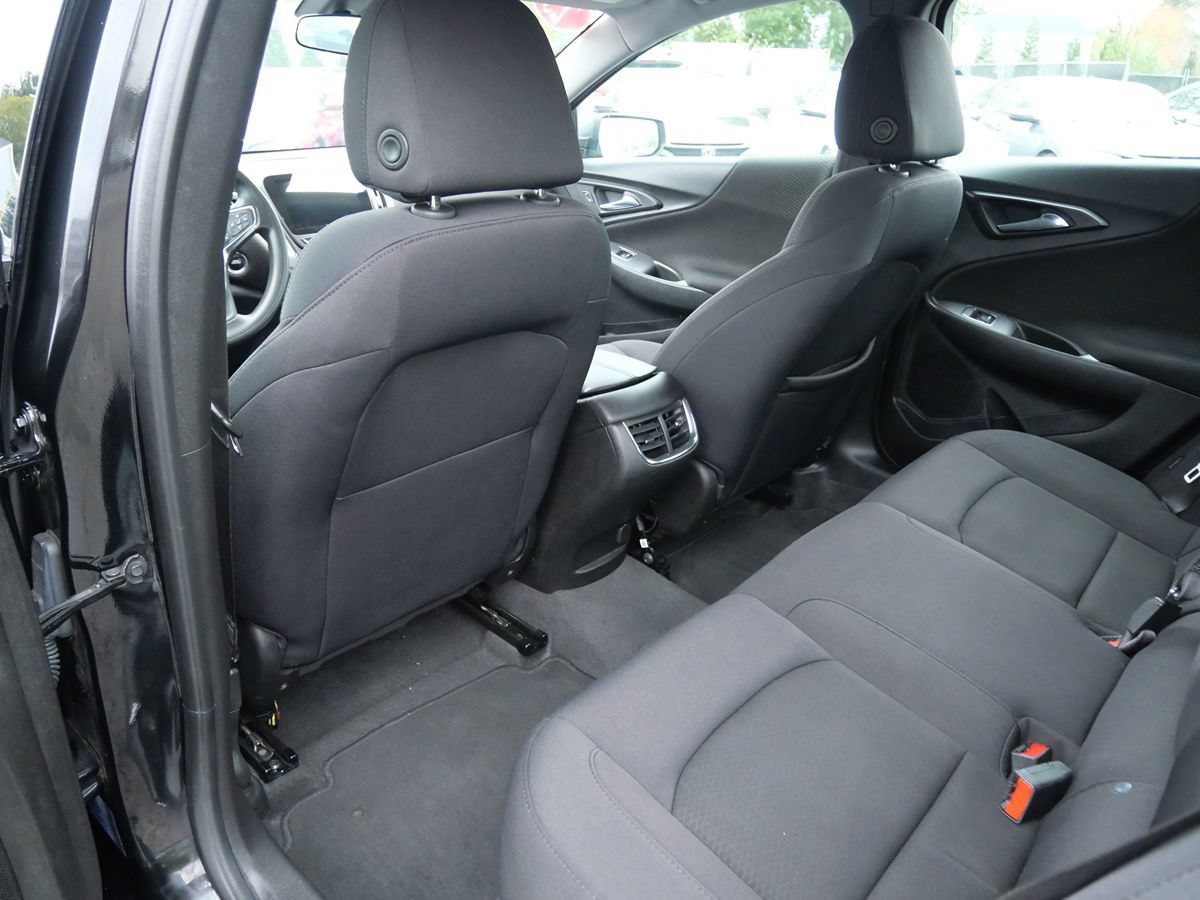 Used 2023 Chevrolet Malibu LT FWD image 21
