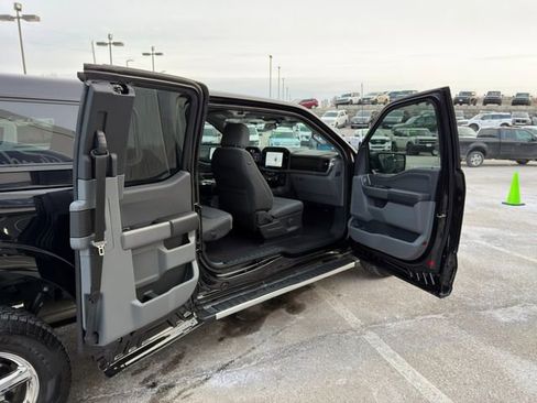 Used 2025 Ford F150 XLT w/ Equipment Group 301A Standard image 11