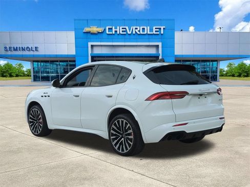 Used 2023 Maserati Grecale Modena AWD/4WD image 3