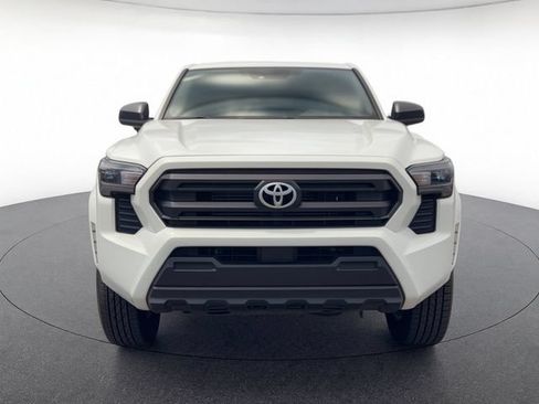 Used 2024 Toyota Tacoma SR RWD image 9