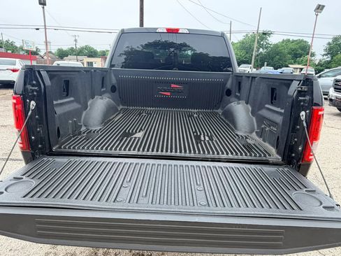 Used 2016 Ford F150 XLT RWD image 8