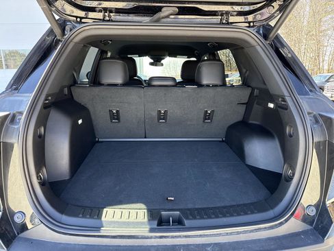 Used 2026 Chevrolet Equinox LT w/ Convenience Package II image 14