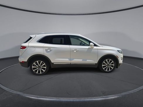 Used 2019 Lincoln MKC Reserve w/ MKC Technology Package FWD image 9