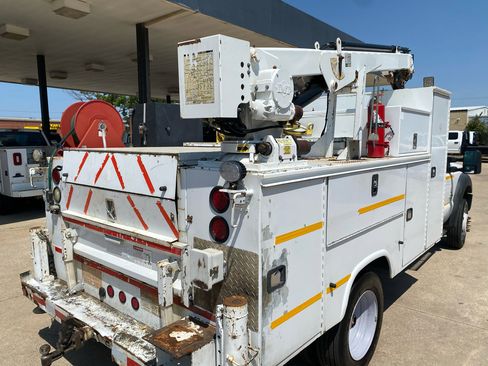 Used 2011 Ford F550 2WD Regular Cab Super Duty w/ Payload Upgrade Pkg image 15