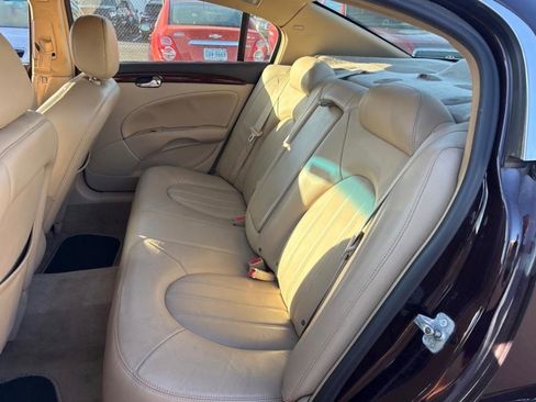 Used 2008 Buick Lucerne CXL w/ Driver Confidence Package FWD image 10