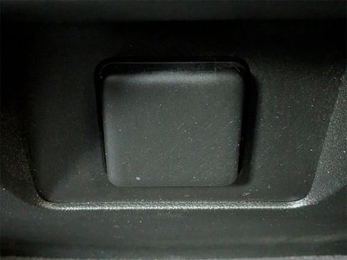 Used 2021 Chevrolet Tahoe High Country image 20