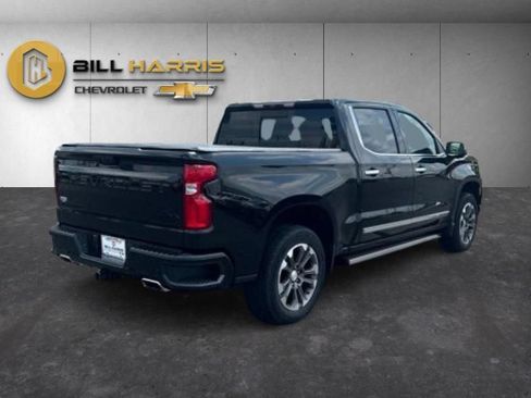 Used 2022 Chevrolet Silverado 1500 High Country w/ Max Trailering Package AWD/4WD image 5