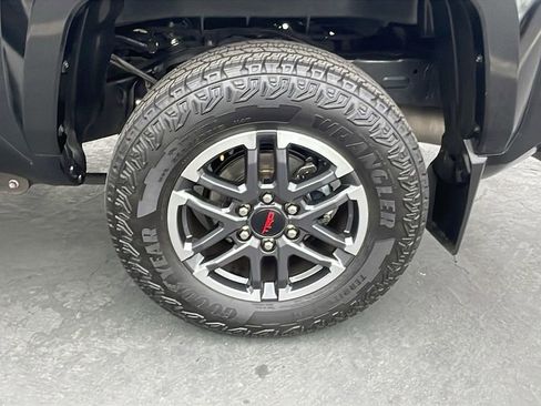 Certified 2024 Toyota Tacoma TRD Sport AWD/4WD image 31