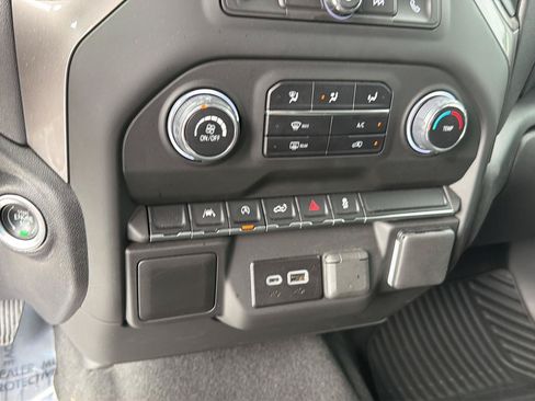 Used 2025 Chevrolet Silverado 1500 Custom AWD/4WD image 25