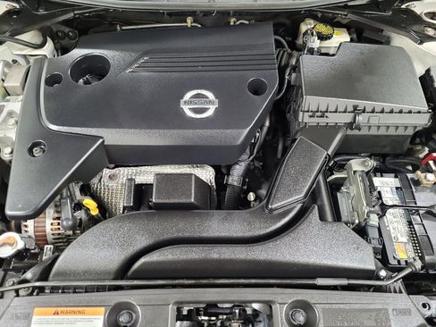 Used 2014 Nissan Altima 2.5 SV image 30