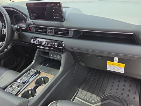 New 2026 Honda Pilot Elite image 17