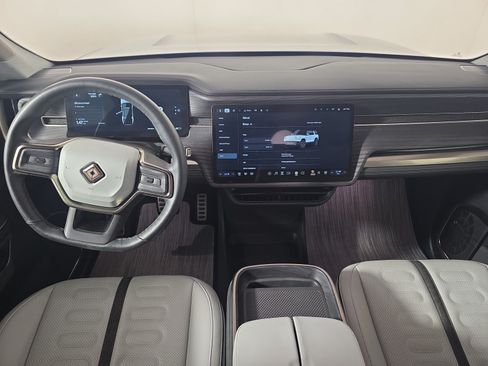 Used 2024 Rivian R1S Adventure Quad AWD/4WD image 27