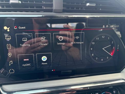 New 2026 GMC Sierra 2500 AT4X w/ LPO, Black Badging Package AWD/4WD image 35