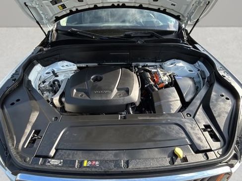 Used 2022 Volvo XC90 T8 Inscription w/ Advanced Package AWD/4WD image 24