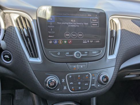 Used 2023 Chevrolet Malibu LT FWD image 20