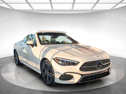 New 2026 Mercedes-Benz CLE 300 4MATIC Cabriolet image 5
