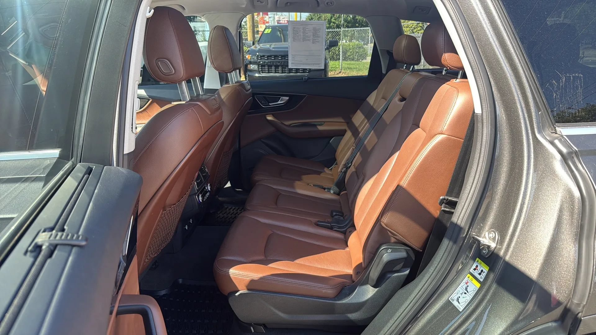 Used 2019 Audi Q7 3.0T Premium Plus w/ Premium Plus Package AWD/4WD image 15