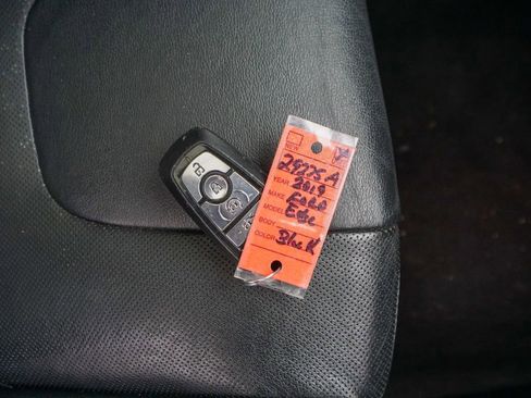 Used 2019 Ford Edge Titanium w/ Equipment Group 301A image 40