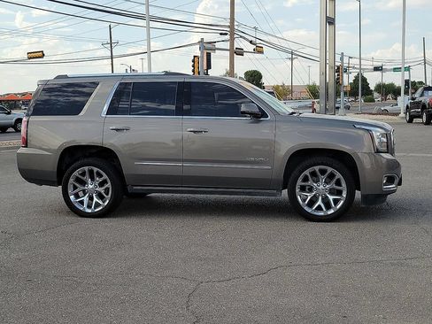 Used 2019 GMC Yukon Denali w/ Denali Ultimate Package AWD/4WD image 14