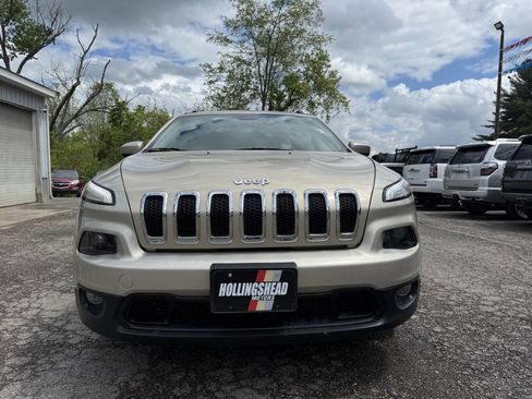 Used 2014 Jeep Cherokee Latitude w/ Cold Weather Group FWD image 5