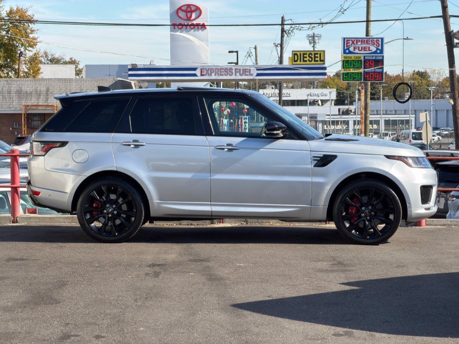 Used 2021 Land Rover Range Rover Sport HST AWD/4WD image 12