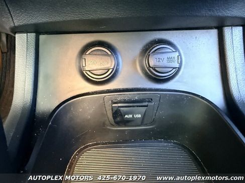 Used 2016 Hyundai Santa Fe SE w/ Option Group 03 image 18