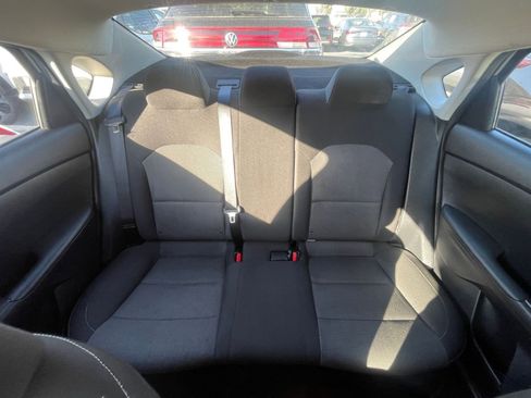 Used 2024 Kia Forte LXS image 39