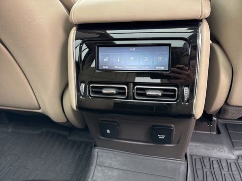 Used 2022 Lincoln Aviator Reserve w/ Equipment Group 201A image 11