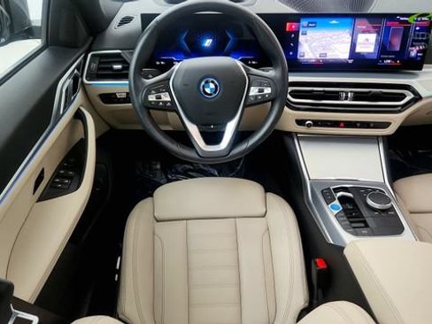 Used 2023 BMW i4 eDrive35 RWD image 51
