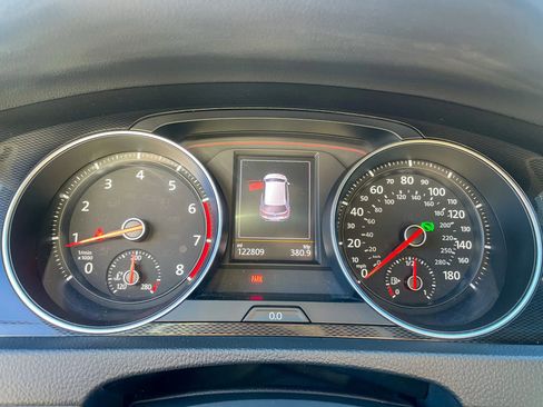 Used 2015 Volkswagen GTI SE image 16