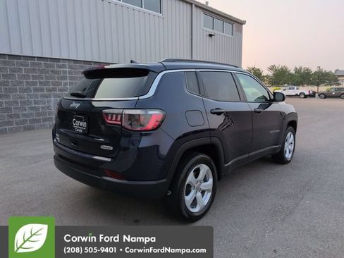 Used 2021 Jeep Compass Latitude AWD/4WD image 3