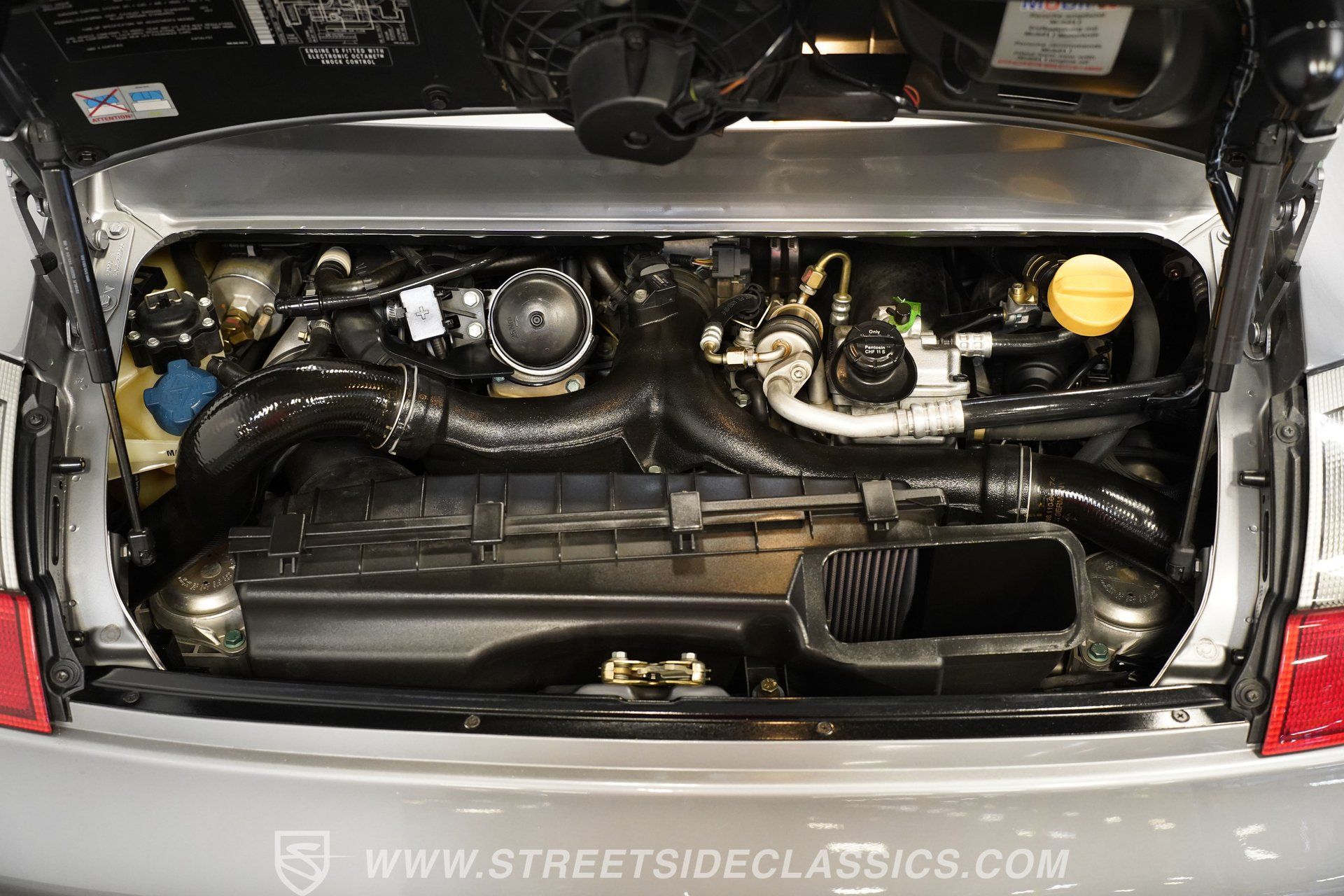 Used 2001 Porsche 911 Turbo AWD/4WD image 4