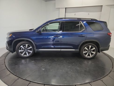 Used 2023 Honda Pilot Elite image 5