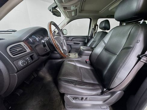 Used 2013 GMC Yukon Denali image 23