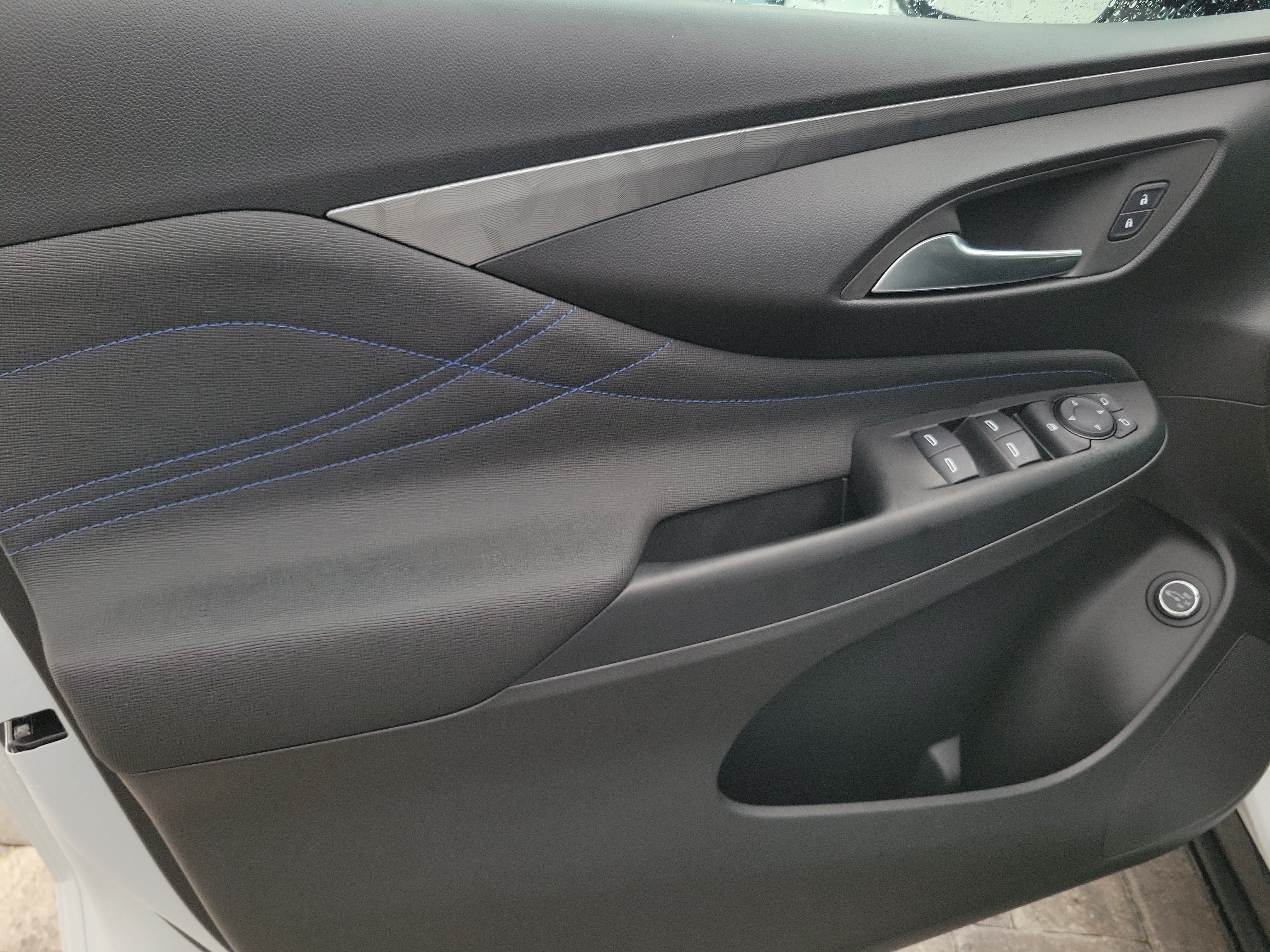 New 2026 Buick Envista Sport Touring w/ Convenience I Package FWD image 17