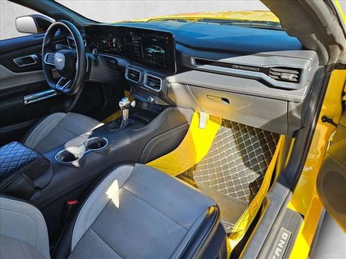 Used 2024 Ford Mustang GT Premium image 20
