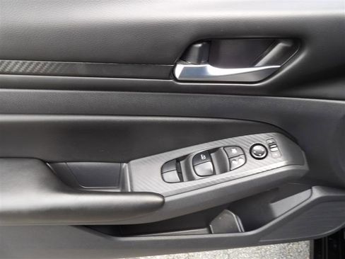 Used 2022 Nissan Altima 2.5 S image 11