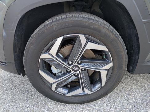 Used 2024 Hyundai Tucson Limited AWD/4WD image 12