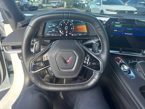Certified 2022 Chevrolet Corvette Stingray Premium Conv w/ Z51 Performance Package RWD image 9
