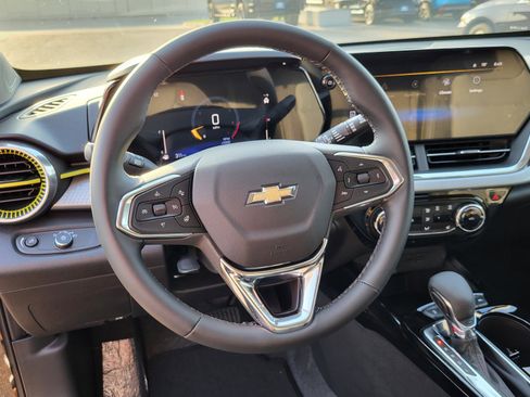 New 2026 Chevrolet Trax LT w/ Driver Confidence Package image 16