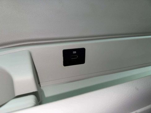 Used 2020 Lincoln Navigator L Black Label w/ Cargo Convenience Package image 60