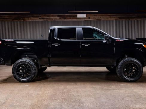 Used 2024 Chevrolet Silverado 1500 Custom Trail Boss image 11