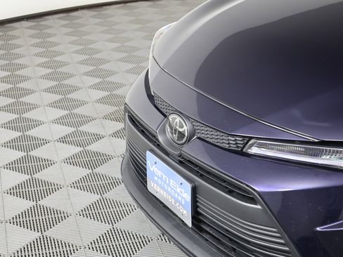 Used 2024 Toyota Corolla LE image 11